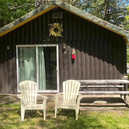 Amber Lantern Two-Bedroom Cottage Лейк-Джордж Екстер'єр фото